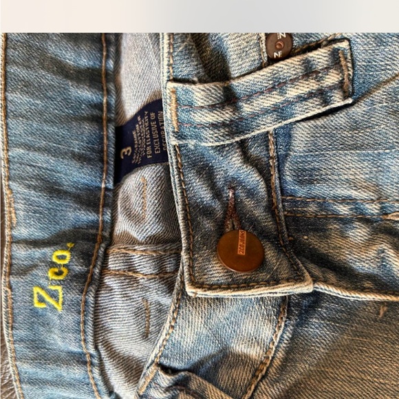 Y2k Zoo jeans size 3
#zoo #y2k - Picture 2 of 4